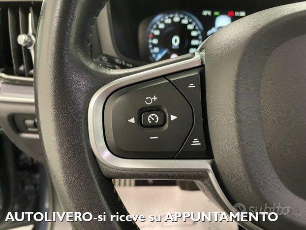 VOLVO V60 D3 Geartronic Momentum