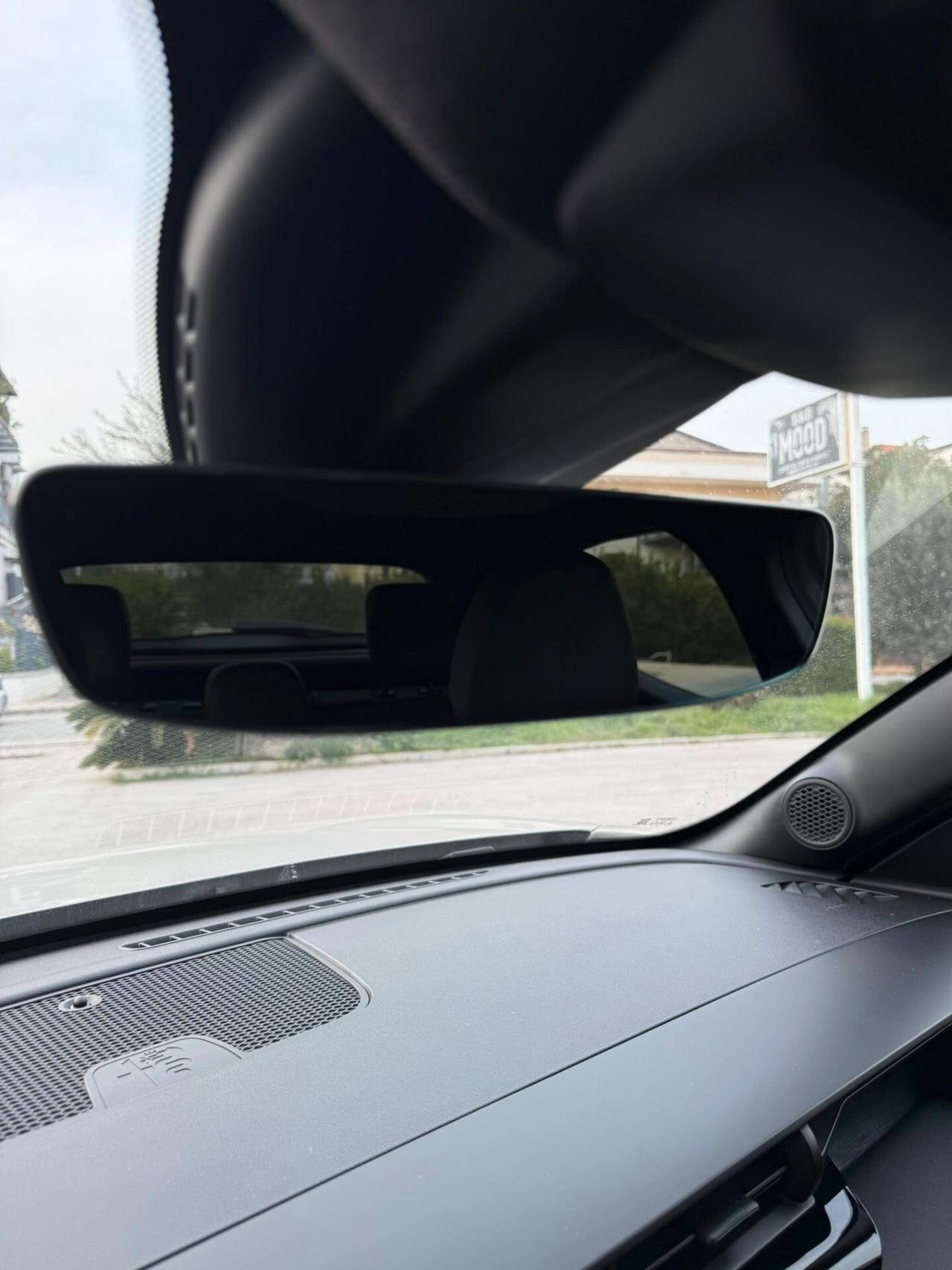 Alfa Romeo Junior 1.2 145 CV Hybrid eDCT6 Speciale