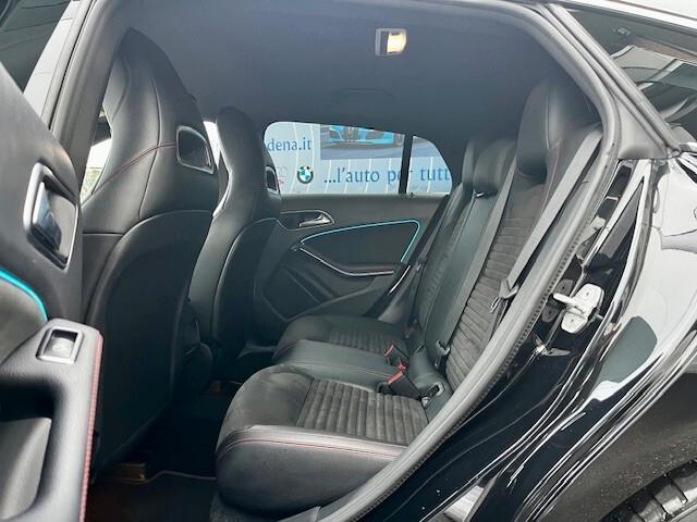 Mercedes-Benz CLA 200 Shooting Brake d Premium AMG Dark Night auto