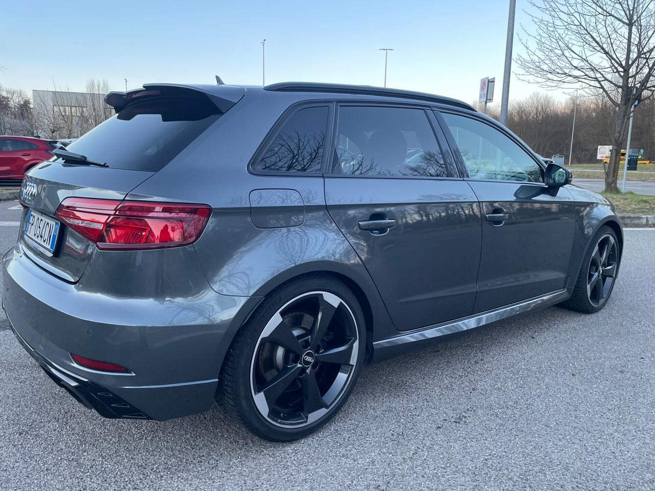 Audi A3 RS 3 SPB 2.5 TFSI quattro*Automatik*Pelle*Retrocamera*
