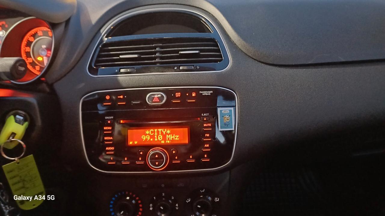 Fiat Punto 1.4 8V 5 porte GPL casa madre Street