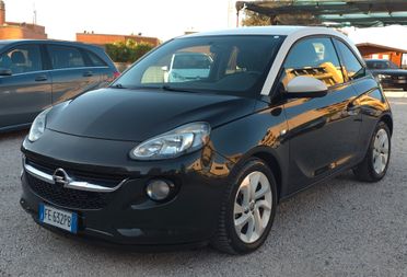 Opel Adam 1.4 87 CV GPL Tech Unlimited