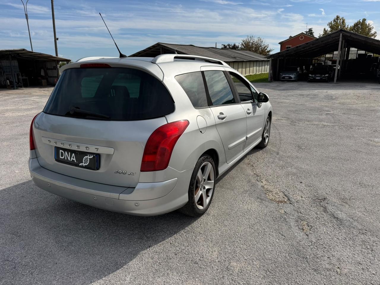 Peugeot 308 sw 1.6 HDi tetto panoramico NEOPATENTATO