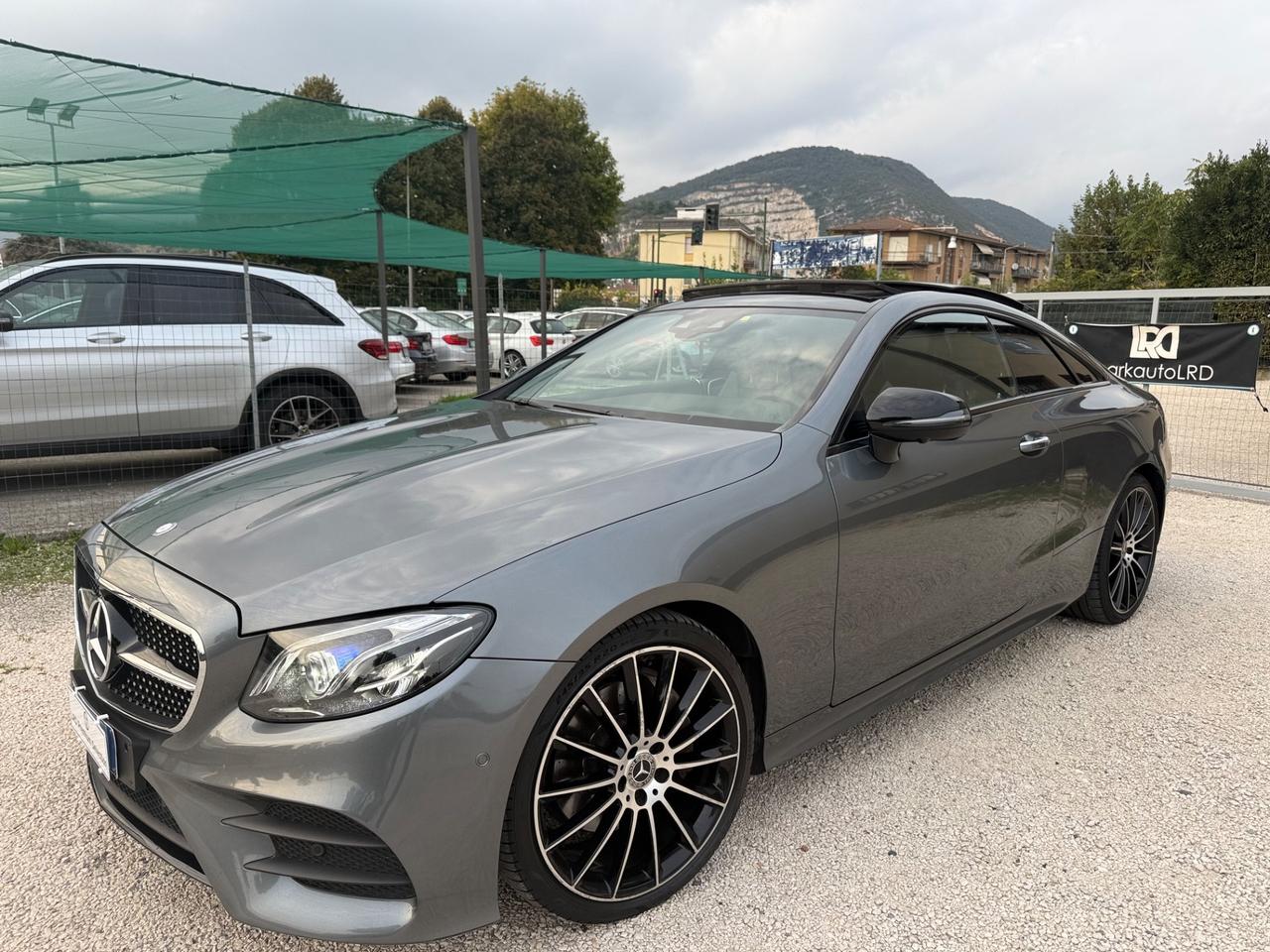 Mercedes-benz E 220 d Auto Premium AMG Tetto Navi Led FULL TOP