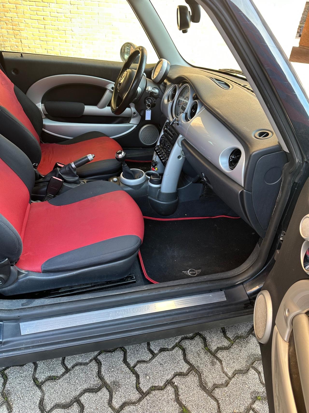 Mini 1.6 16V Cooper