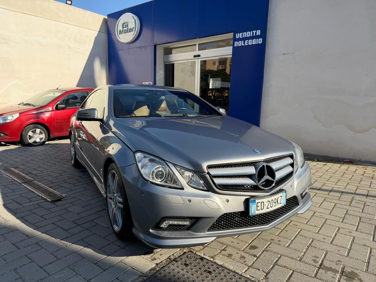 Mercedes-benz E 250 CDI Coupé BlueEFFICIENCY Avantgarde