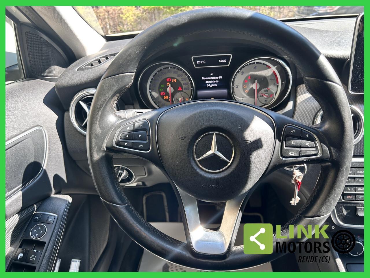 Mercedes-benz GLA 200d Sport 03/2016