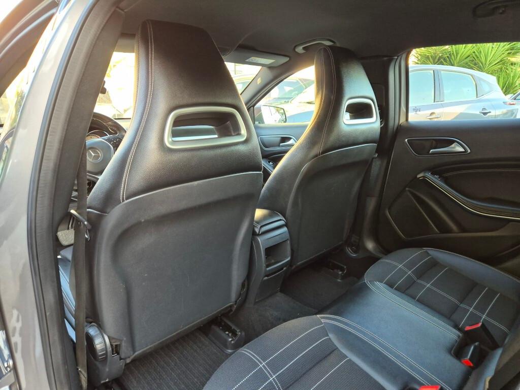 Mercedes GLA 200 d Automatic Business
