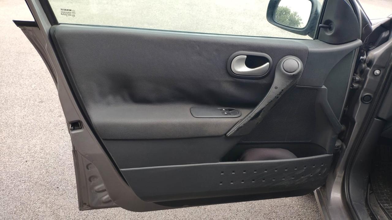 Renault Megane SW 1500 Diesel 103 CV C. Manuale