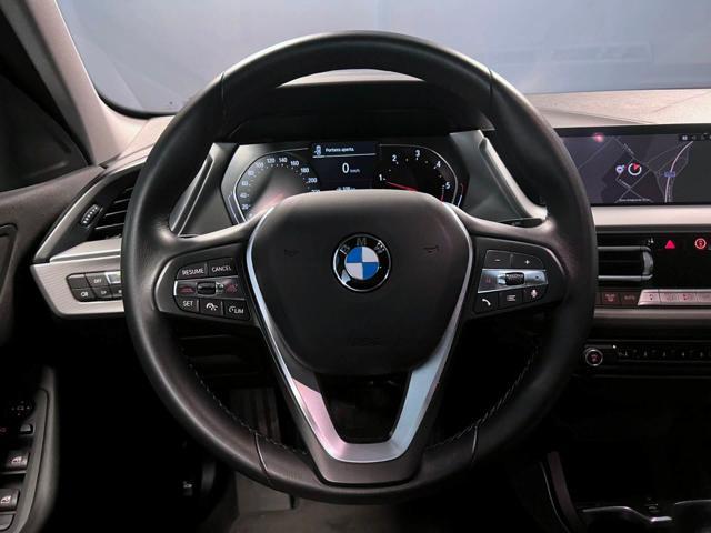 BMW 116 d 5p. Advantage