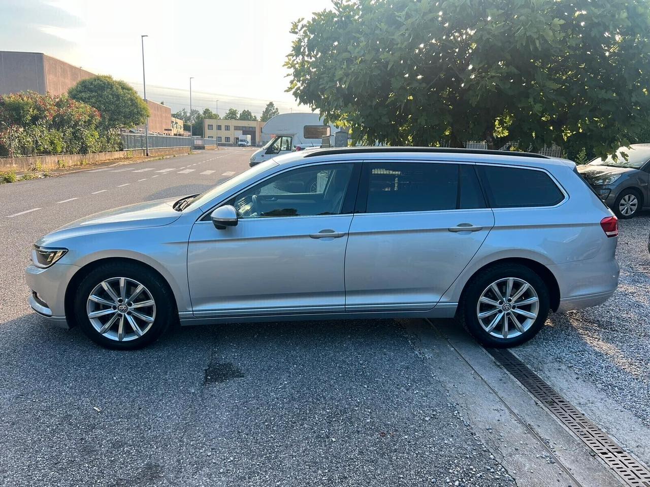 Volkswagen Passat Variant 2.0 TDI DSG Highline BlueMotion Technology