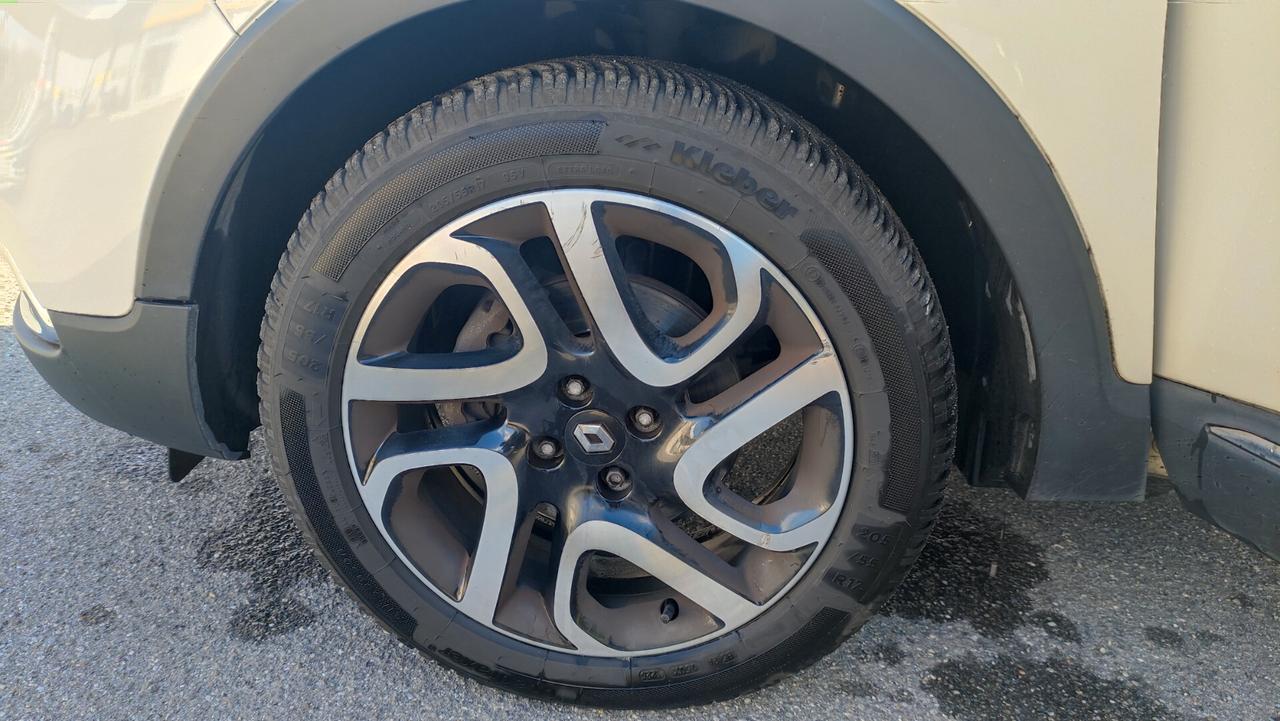 Renault Captur 1.5 dCi 8V 90 CV 66KW NEOPATENTATI - 2015