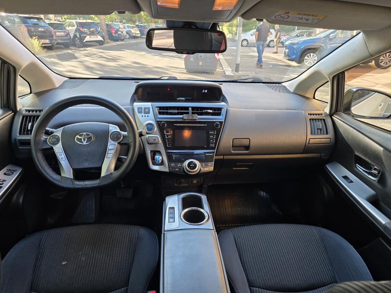 Toyota Prius Prius+ 1.8 Active