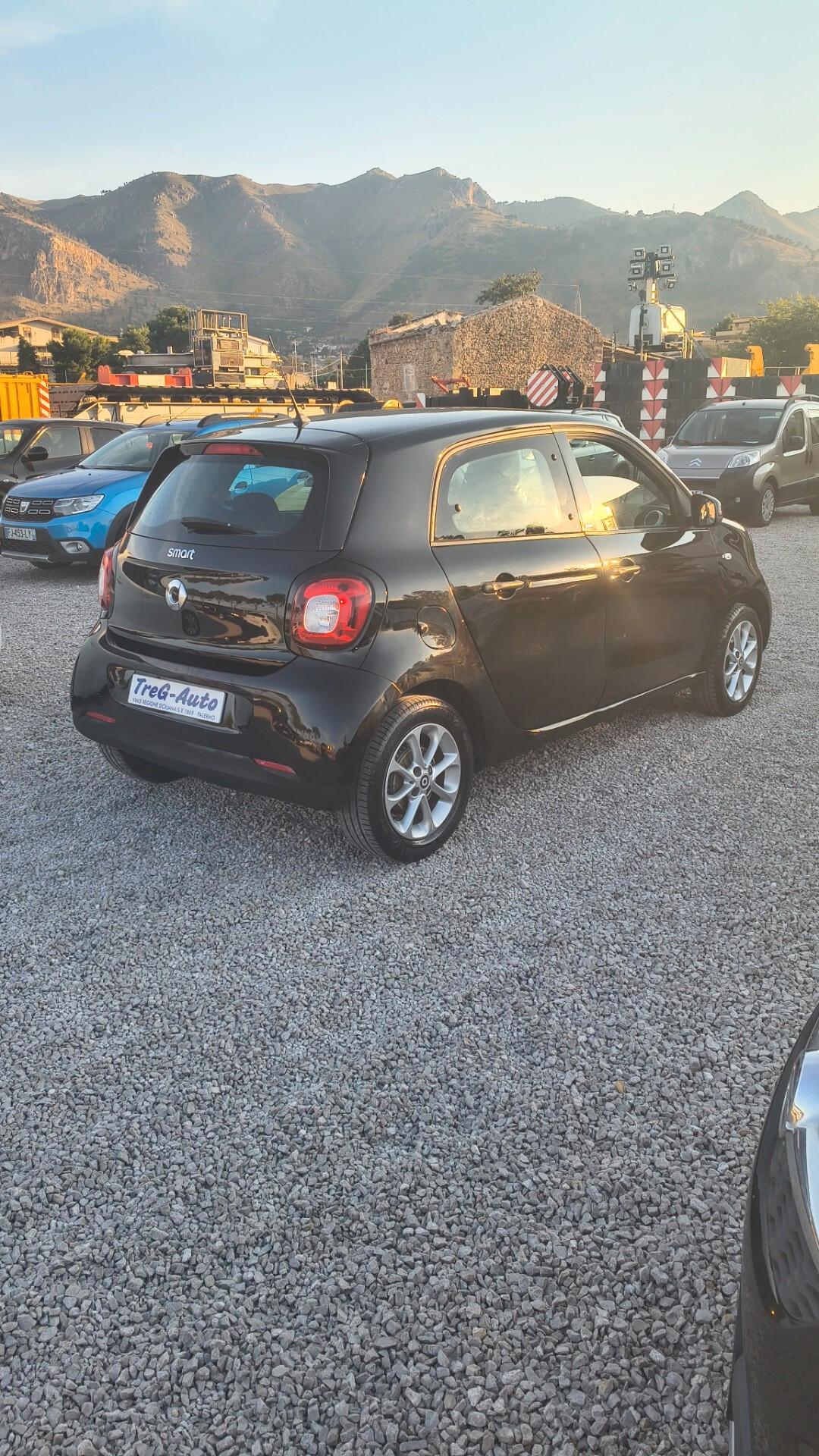 Smart ForFour 60 1.0 Black Passion