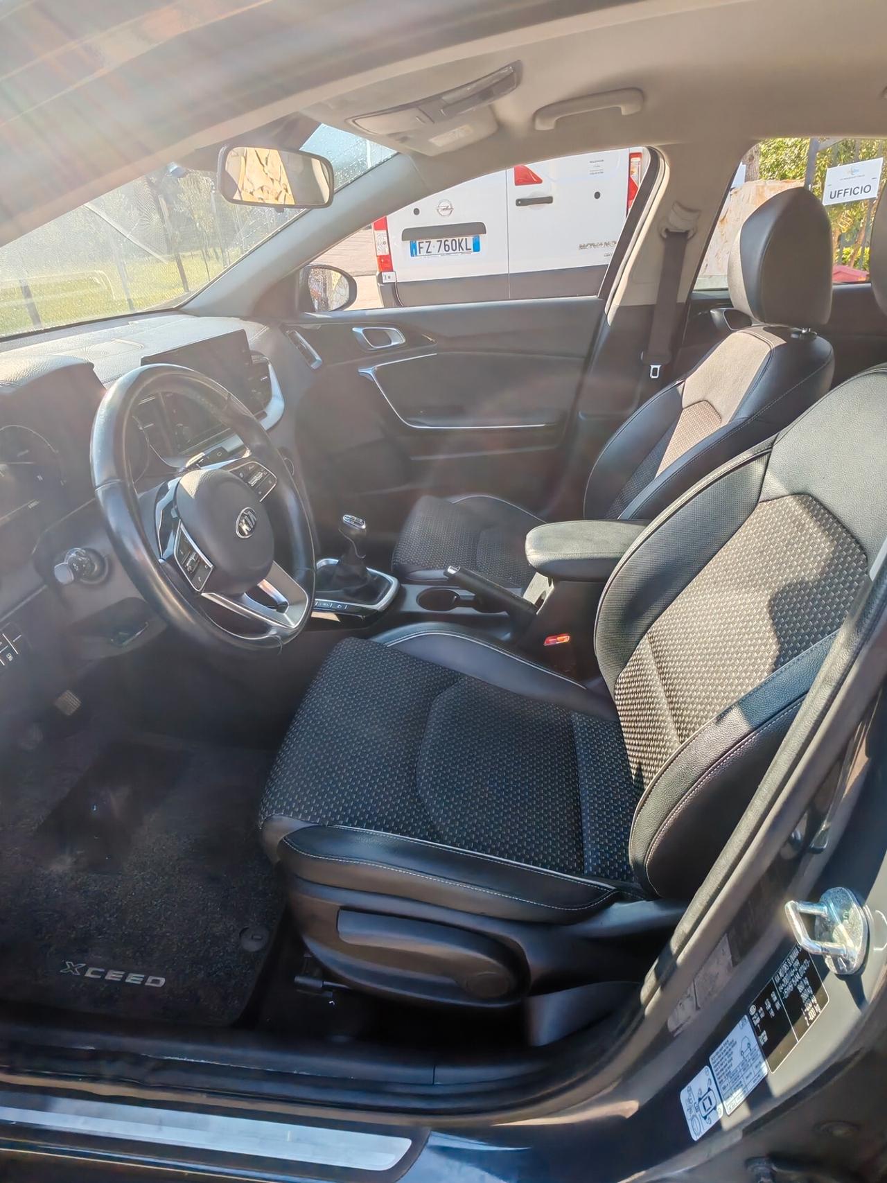 Kia XCeed 1.5 T-GDi 160 CV MHEV iMT Business