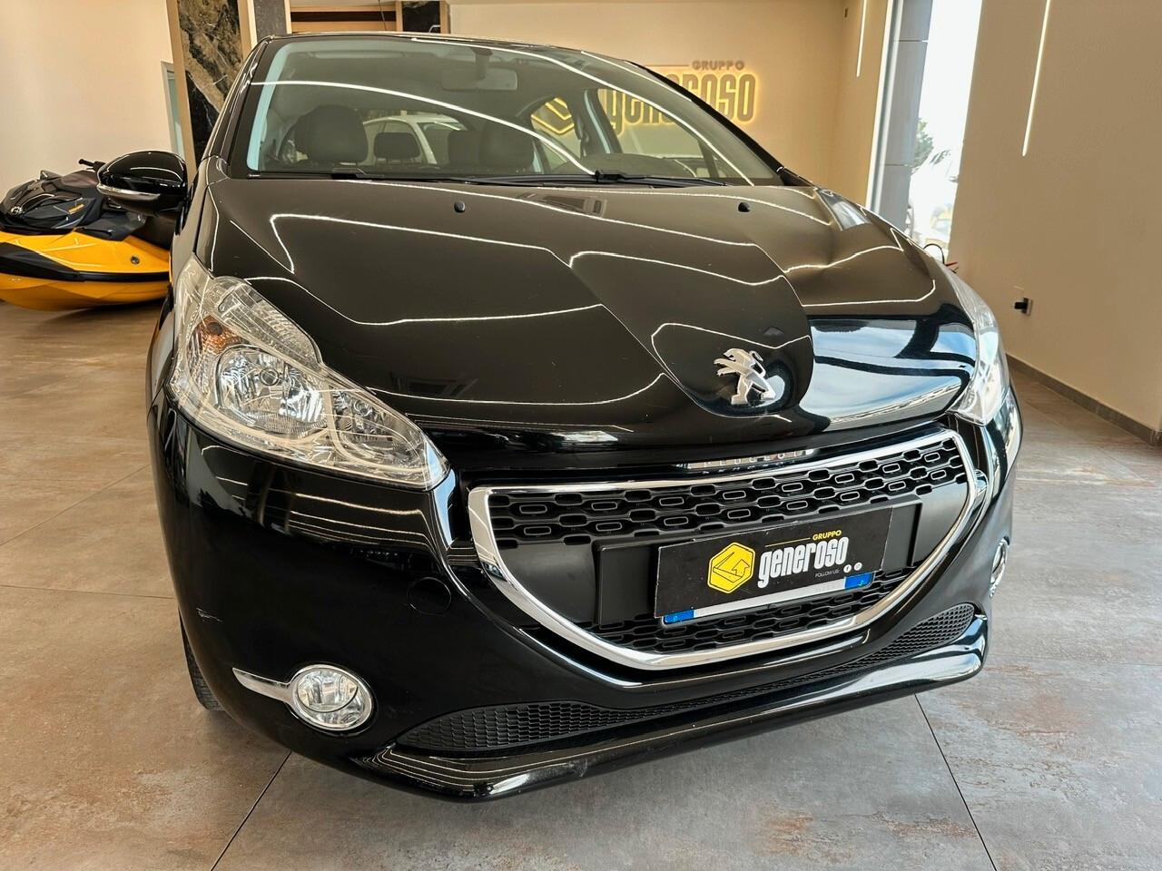 Peugeot 208 PureTech 82 CV OK Neo Patentati 2015