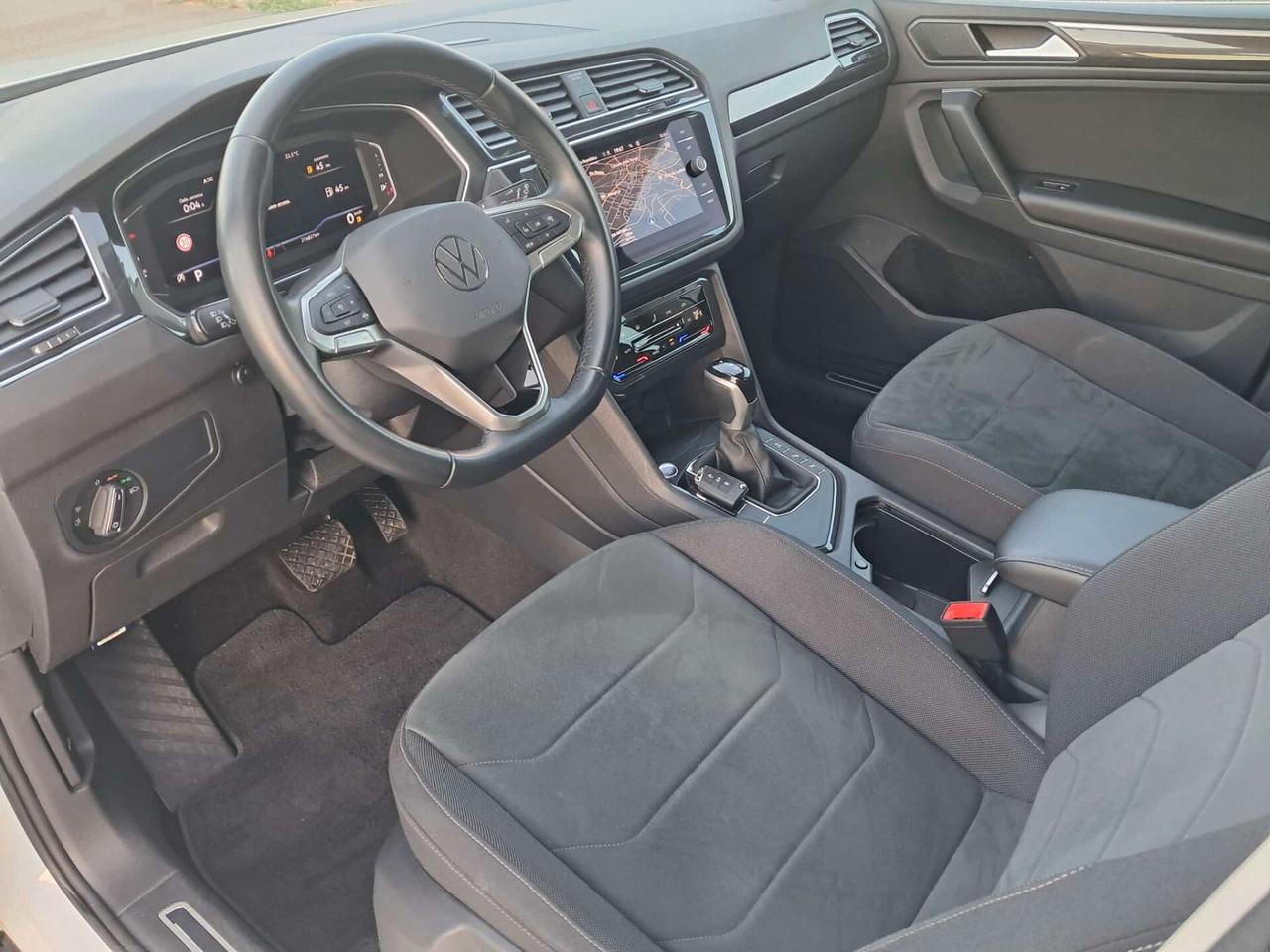 Volkswagen Tiguan 2.0 TDI 150 CV SCR DSG R-Line (IVA ESPOSTA)