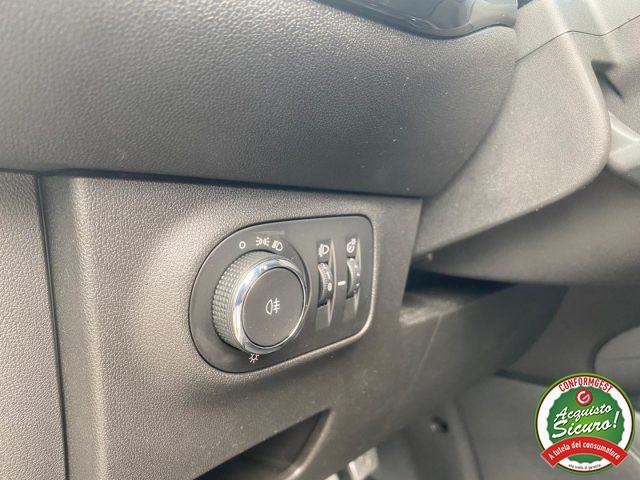 OPEL Corsa 1.2 5 porte Cosmo