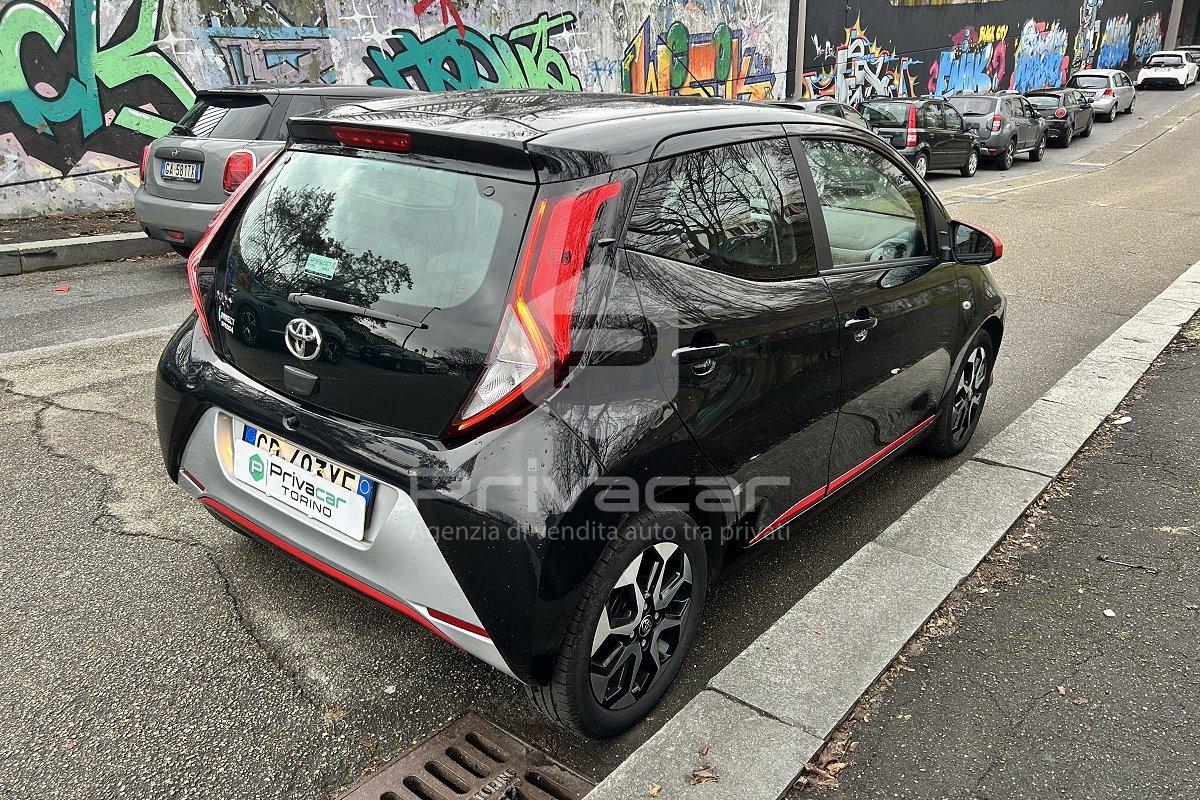 TOYOTA Aygo Connect 1.0 VVT-i 72 CV 5 porte x-fun