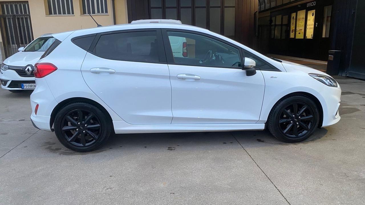 Ford Fiesta 1.5 TDCi 5 porte ST-Line