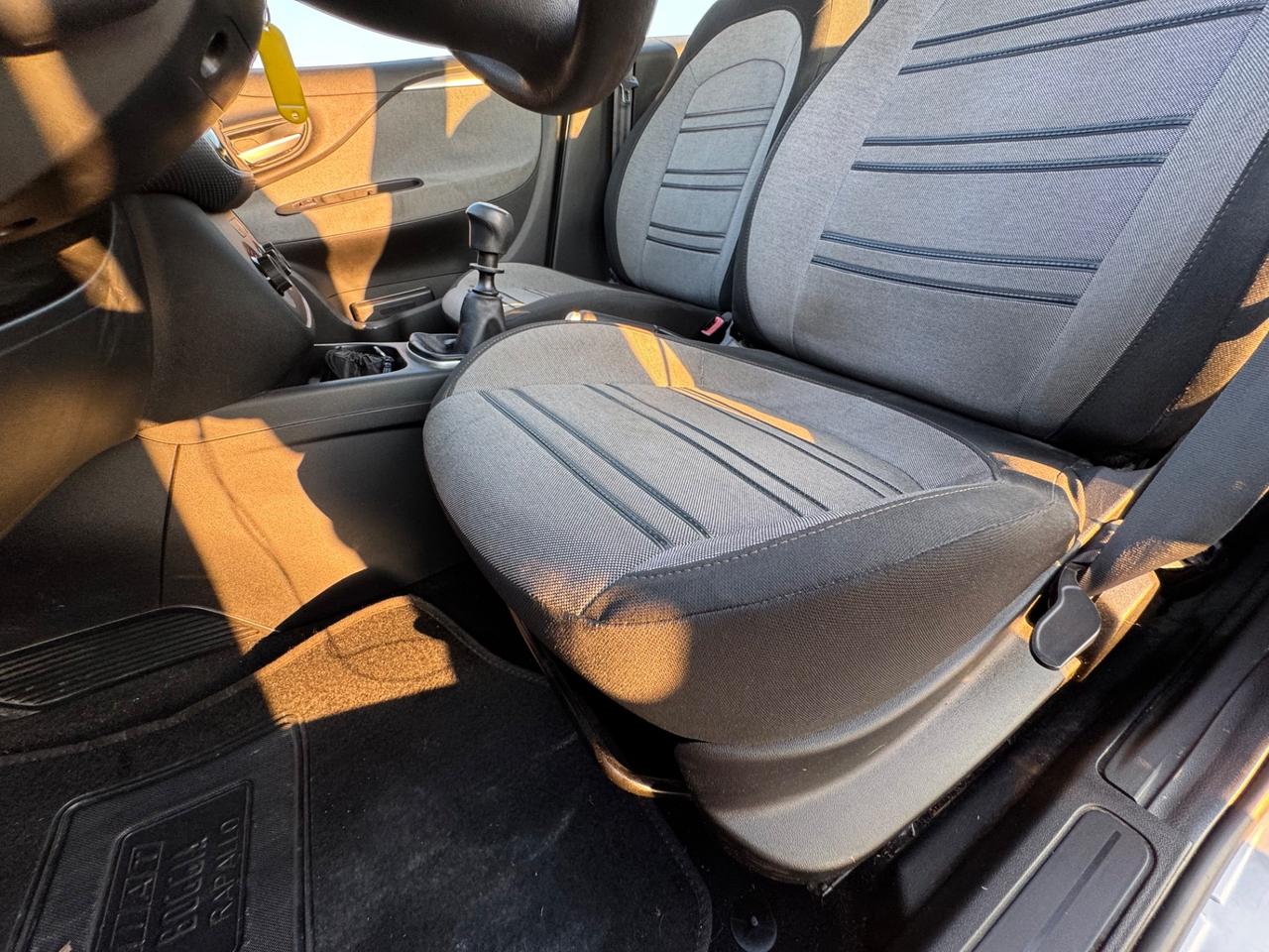 FIAT PUNTO EVO 1.4 BENZINA GPL 12 MESI DI GARANZIA