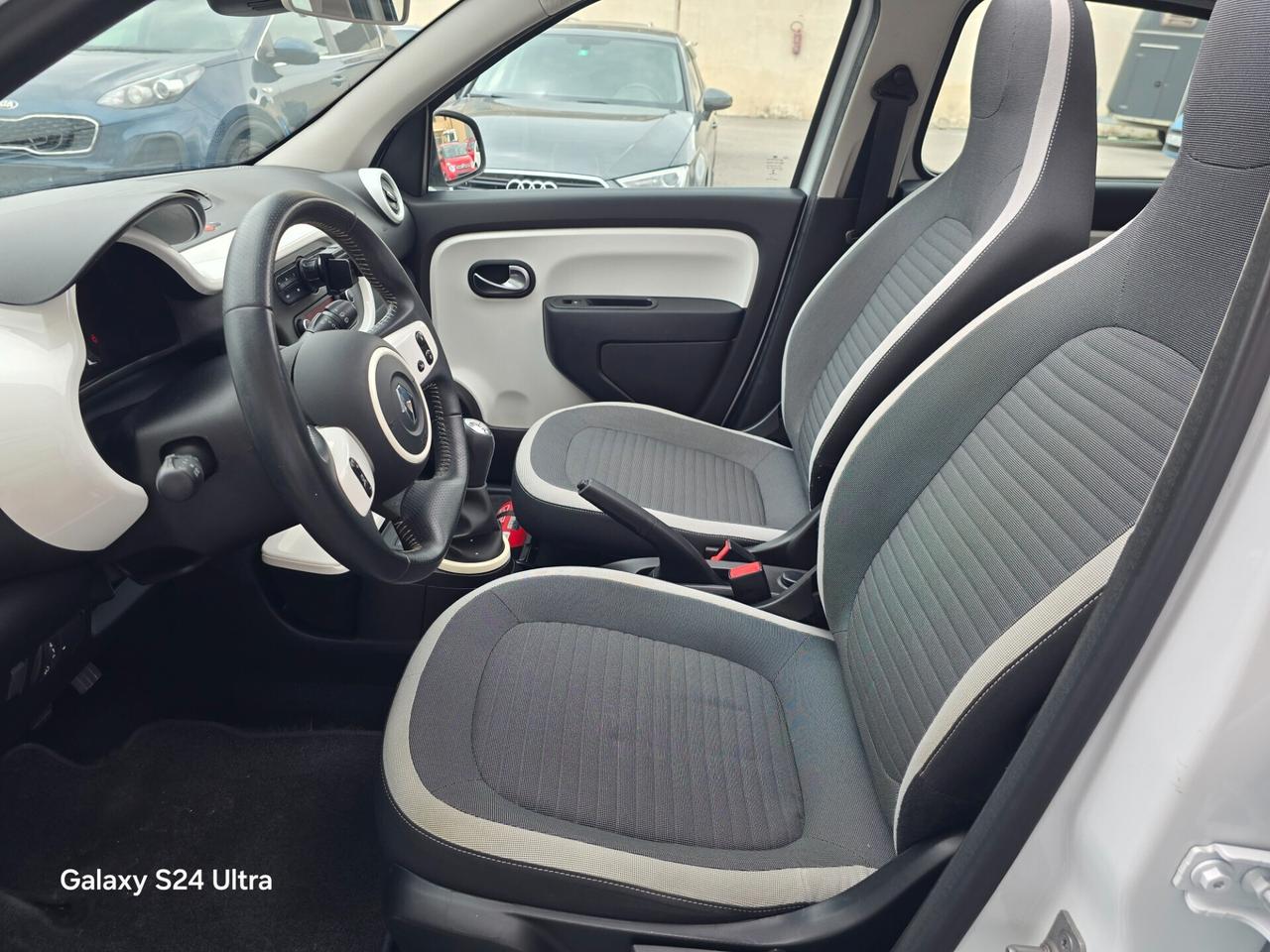 Renault Twingo SCe Stop&Start Cabrio