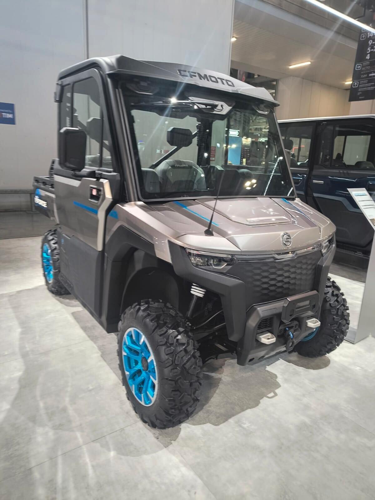 CFMOTO UFORCE u6 ev elettrico UTV CABINATO