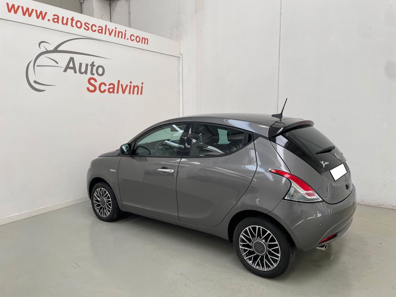 Lancia Ypsilon 1.0 FireFly 5 porte 69cv S&S Hybrid Gold Plus