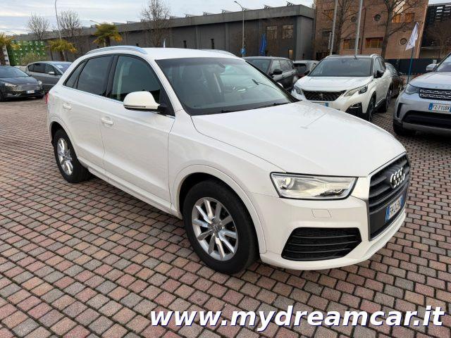 AUDI Q3 2.0 TDI 150 CV S tronic Business