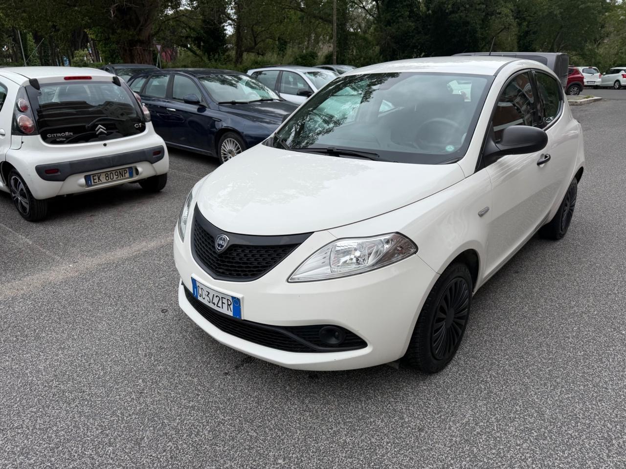 Lancia Ypsilon 1.0 5p S&S Hyb - PREZZO PROMO -
