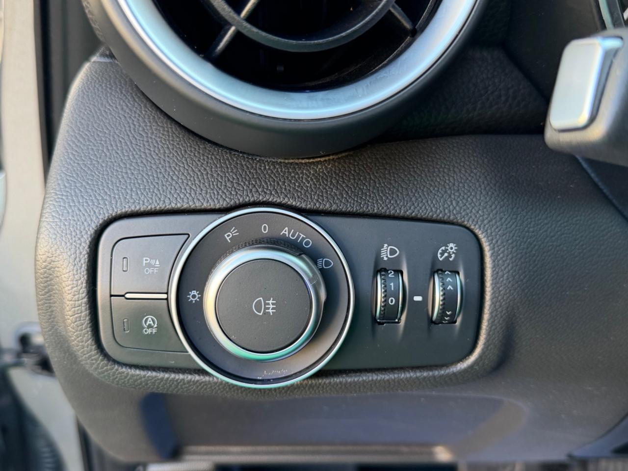 Alfa Romeo Giulia 2.2 Turbodiesel 180 CV AT8 Super