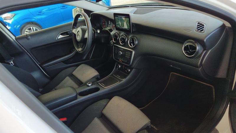 Mercedes-Benz GLA GLA 200 d Automatic Business