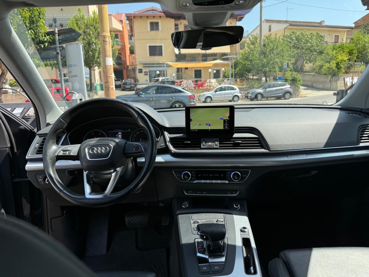 Audi Q5 2.0 TDI quattro S tronic Business Sport