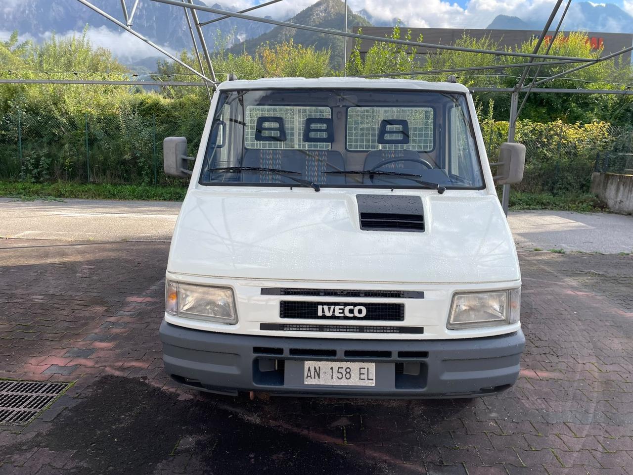 Iveco Daily 35-10 Classic Ribaltabile Trilaterale