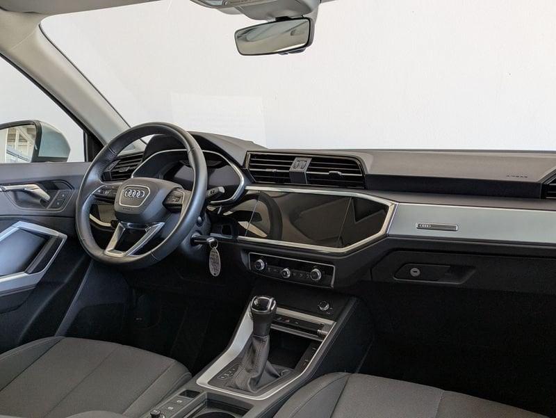 Audi Q3 Q3 35 TDI S tronic Business Advanced