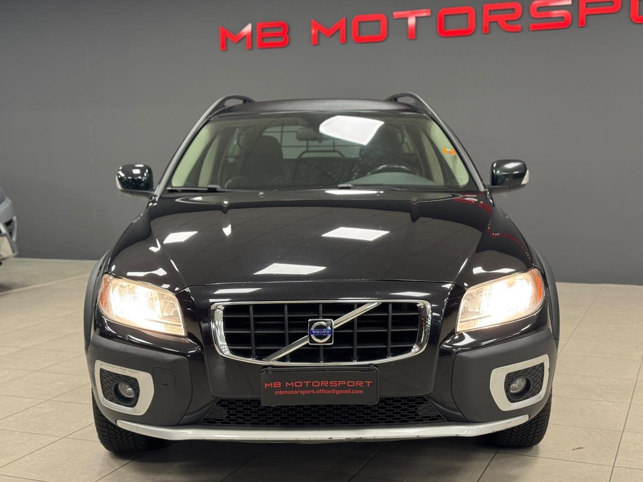 Volvo XC 70 XC70 D5 205 CV AWD Summum