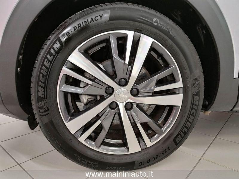 Peugeot 5008 1.2 Turbo 130cv Allure + Car Play