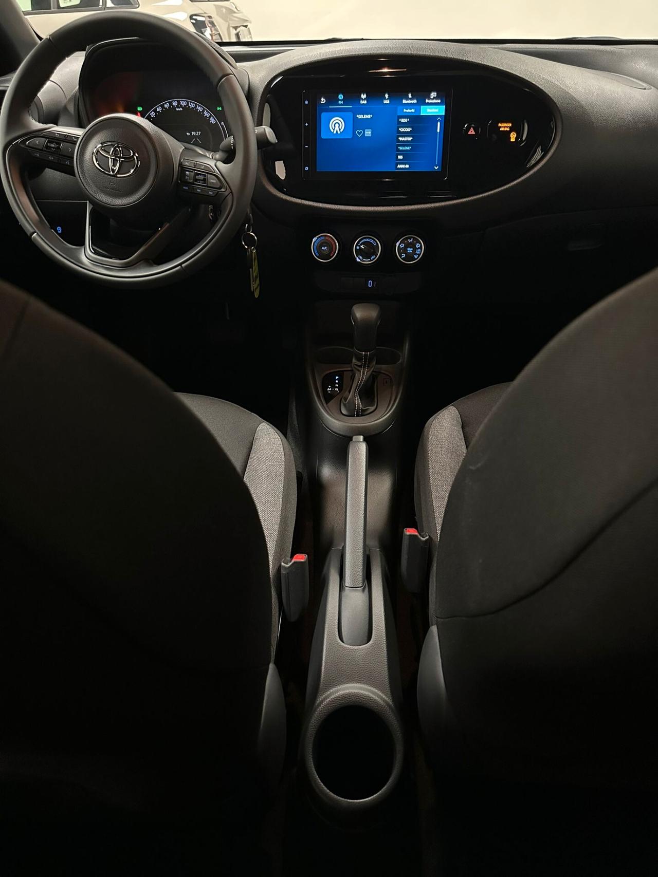 Toyota Aygo X 1.0 VVT-i 72 CV 5 porte Active S-CVT