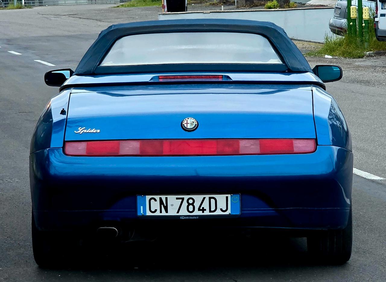 Alfa Romeo Spyder 916 LAVORI FATTI