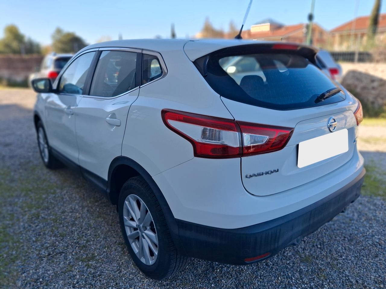 Nissan Qashqai 1.5 dCi DPF Tekna