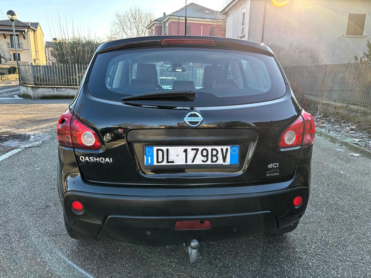 Nissan Qashqai 2.0 dCi DPF 4WD Tekna pelle tetto gancio