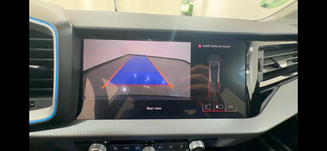 Audi A1 SPB 30 TFSI S tronic line edition