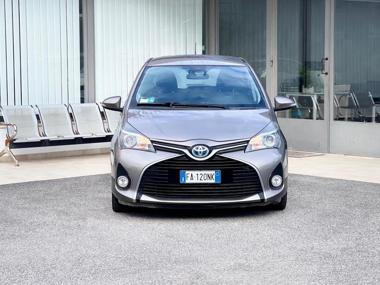 Toyota Yaris 1.5 Hybrid 75CV E6 Neo. Automatica - 2015