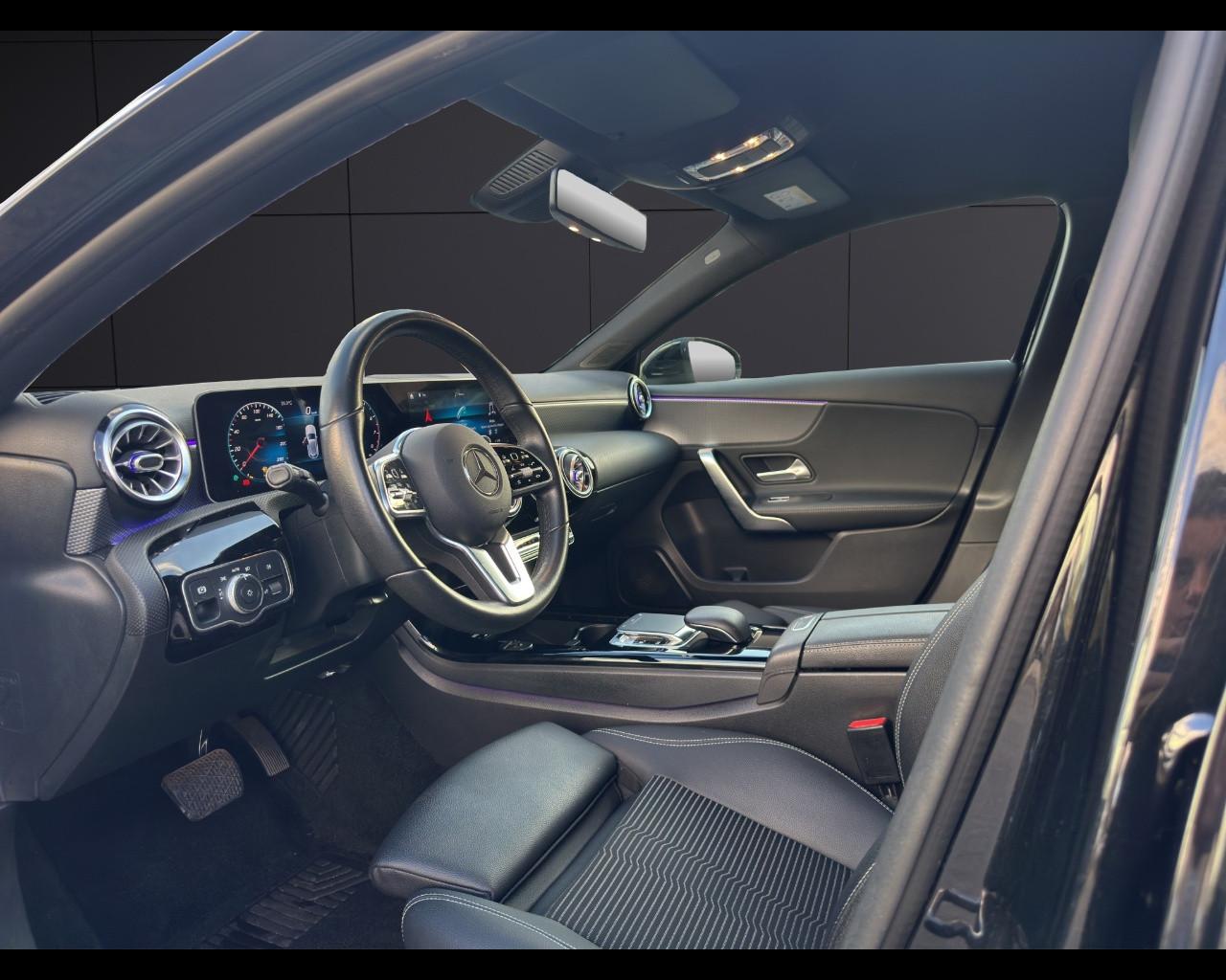 Mercedes-Benz Classe A (W177) - A 200 Automatic Sport
