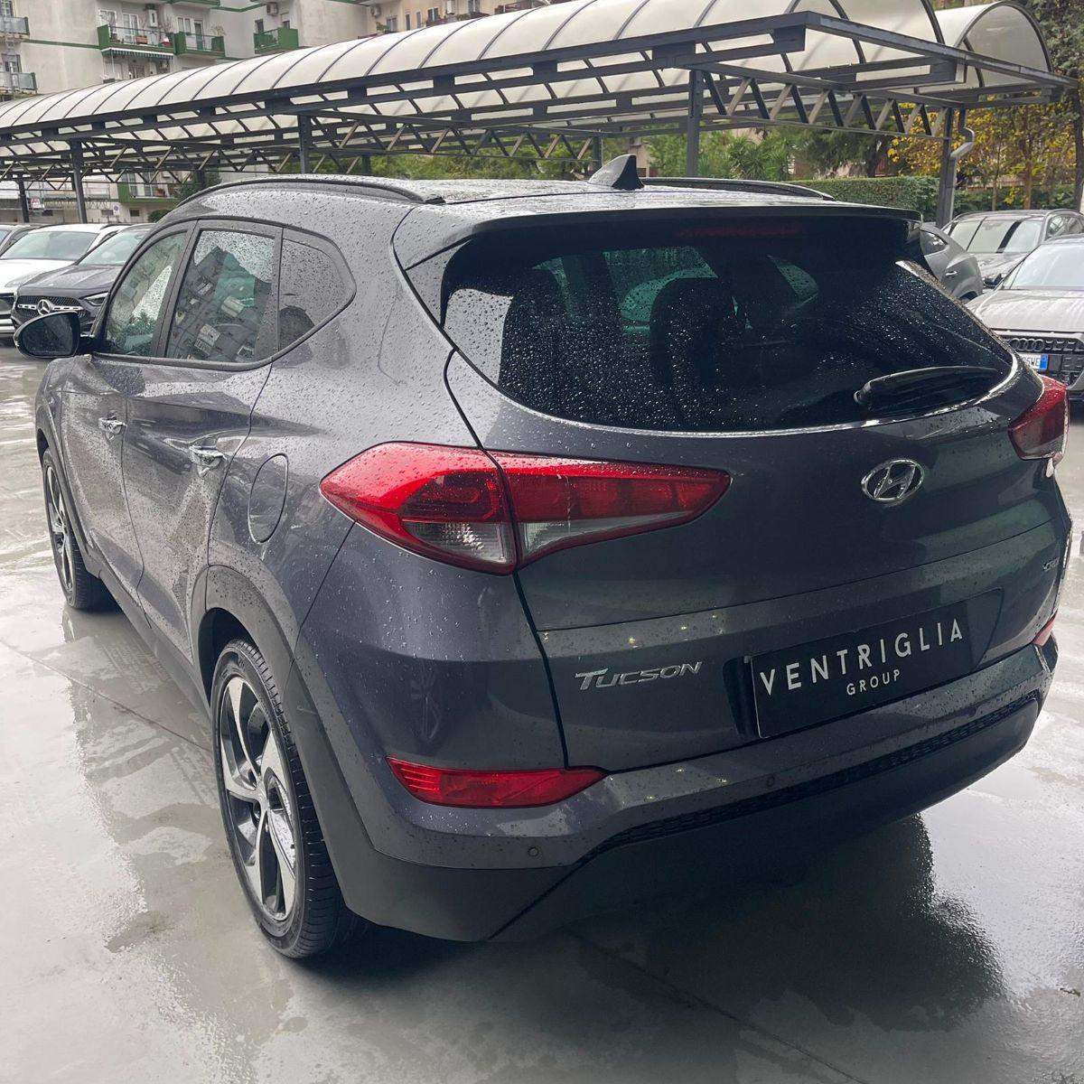 HYUNDAI - Tucson - 1.7 CRDi XPossible