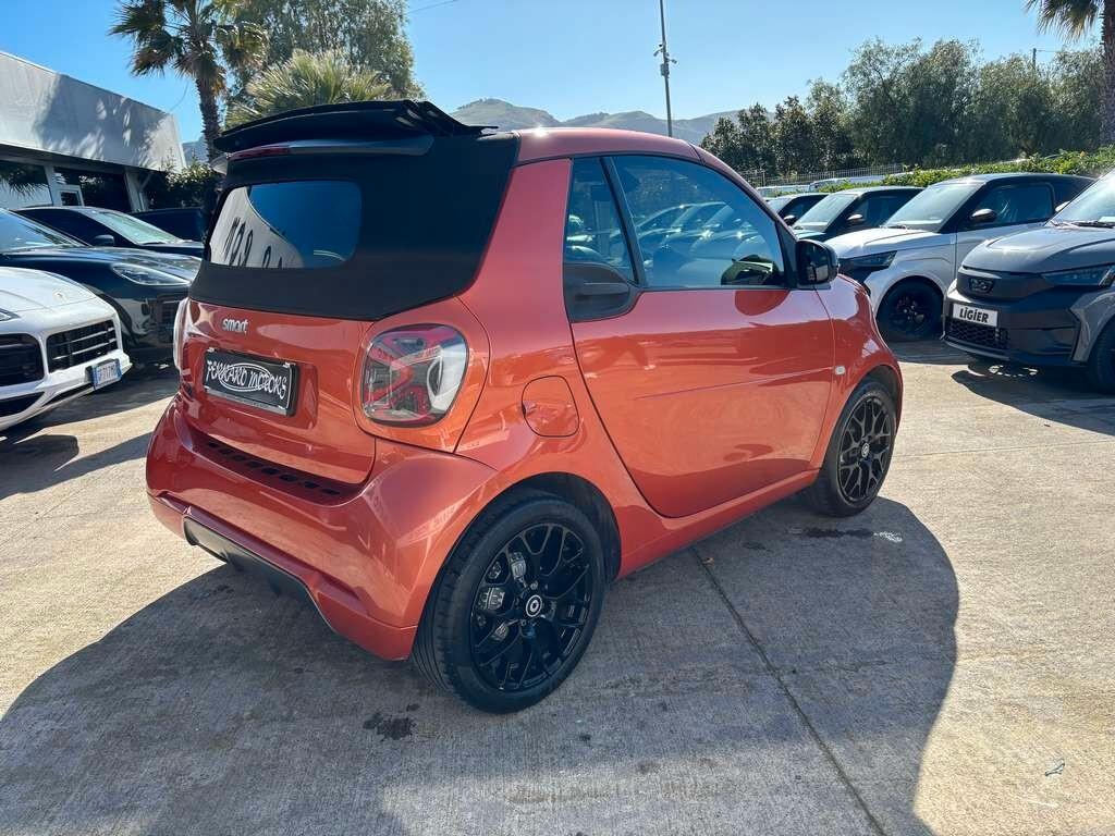 Smart ForTwo EQ cabrio Edition One 2020 / 22.000 Km tua a solo 109 euro al mese