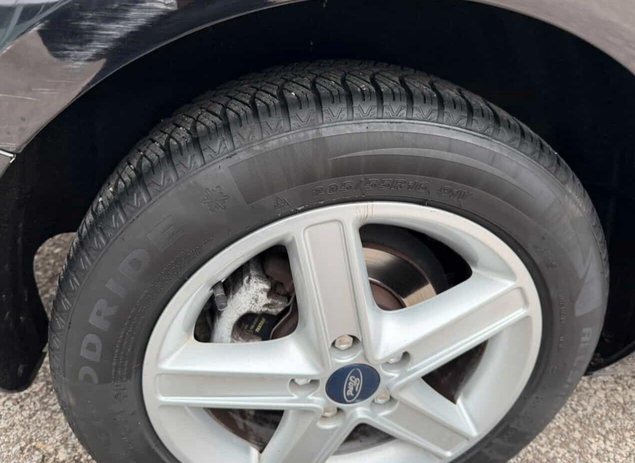 Ford Focus CC 1.6 TDCi (90CV) Unico Proprietario !!