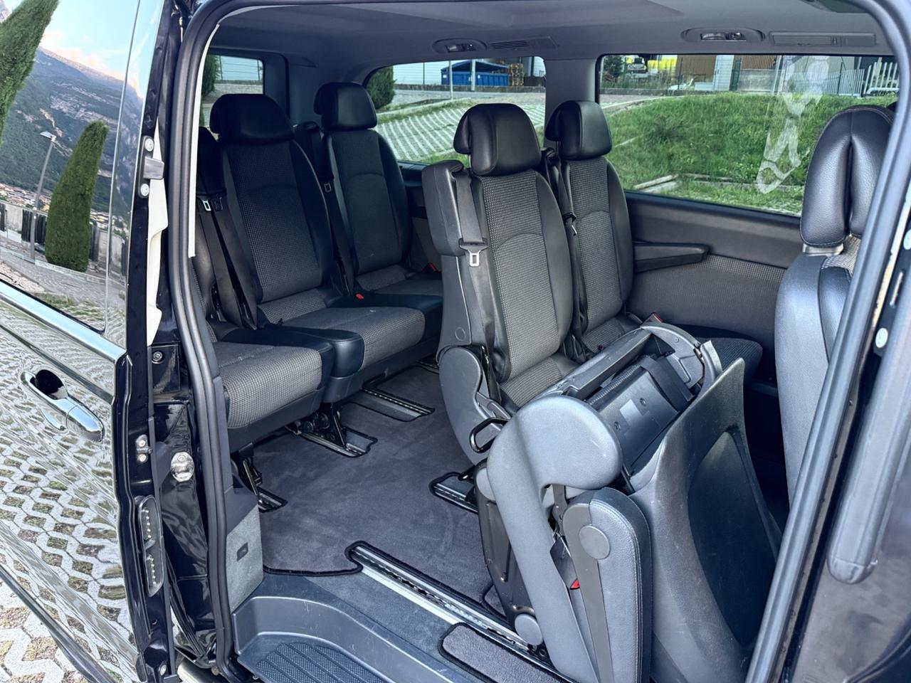Mercedes Viano 3.0 CDI V6 224cv Avantgarde L 8 posti