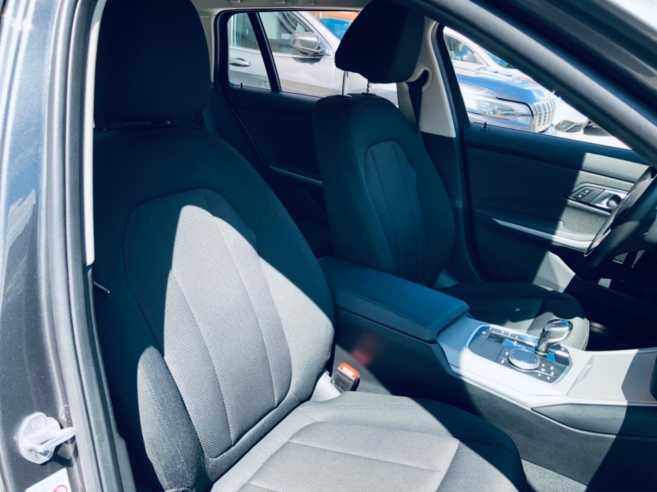Bmw 318 d hybrid 48V Touring Lounge Business