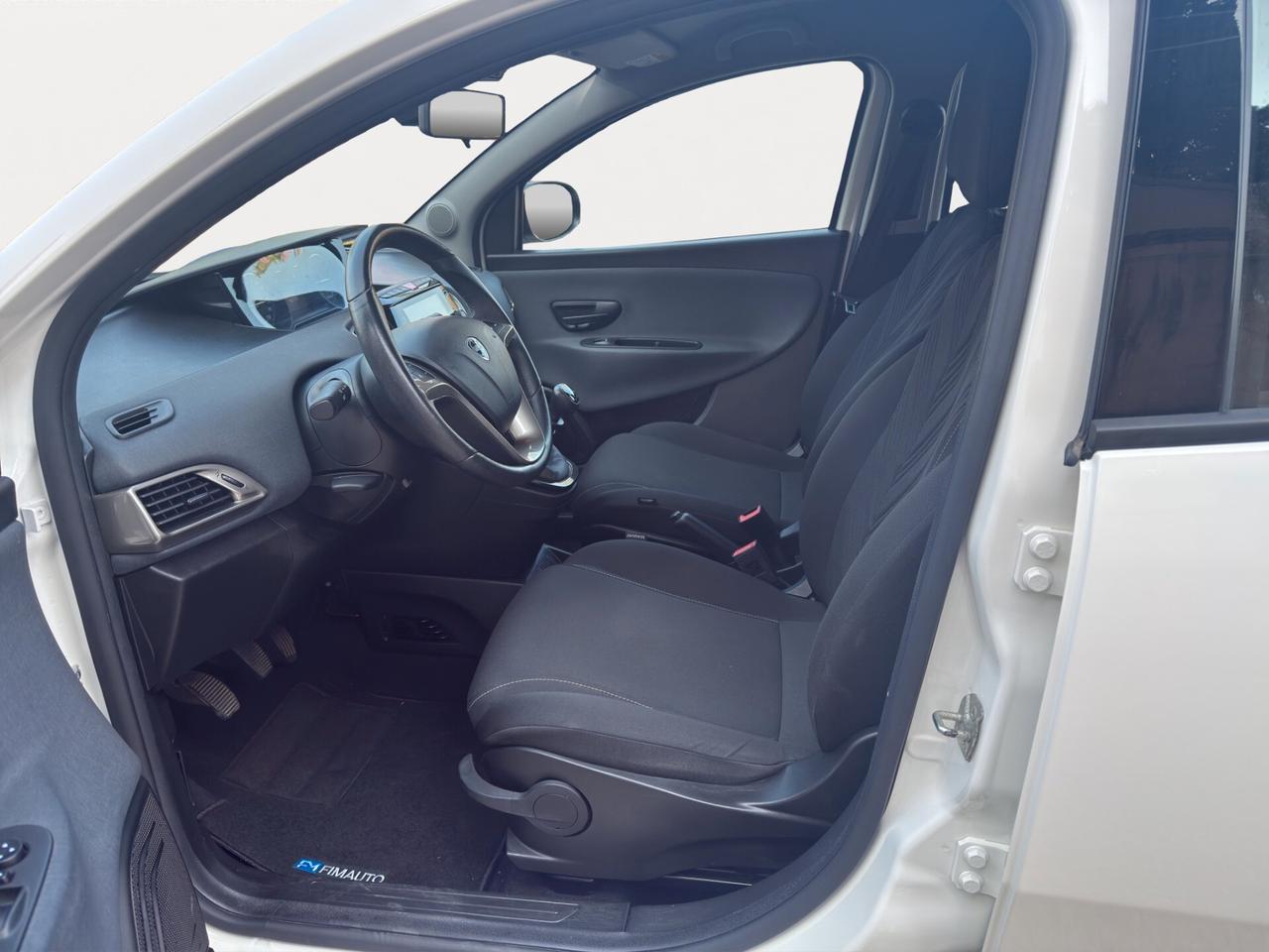 Lancia Ypsilon 1.0 FireFly S&S Hybrid Gold - 2022